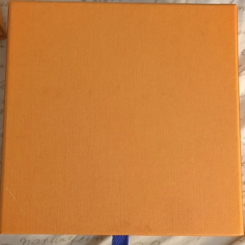 Louis Vuitton Box pre-owned perfect Condition - Picture 3 of 7